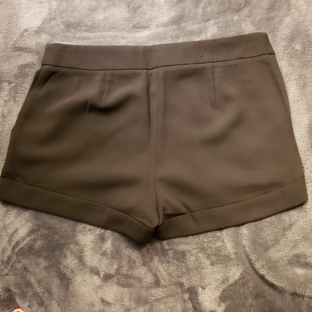 Express Dressy Shorts *EUC* - Picture 3 of 3